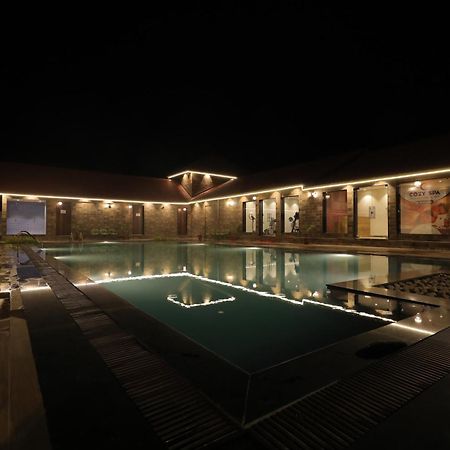 Sarovar Portico, Somnath Ngoại thất bức ảnh