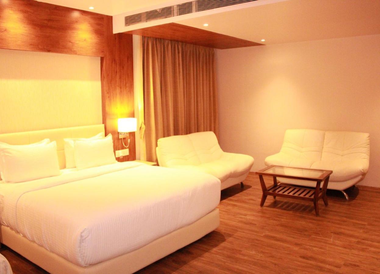 Sarovar Portico, Somnath Ngoại thất bức ảnh