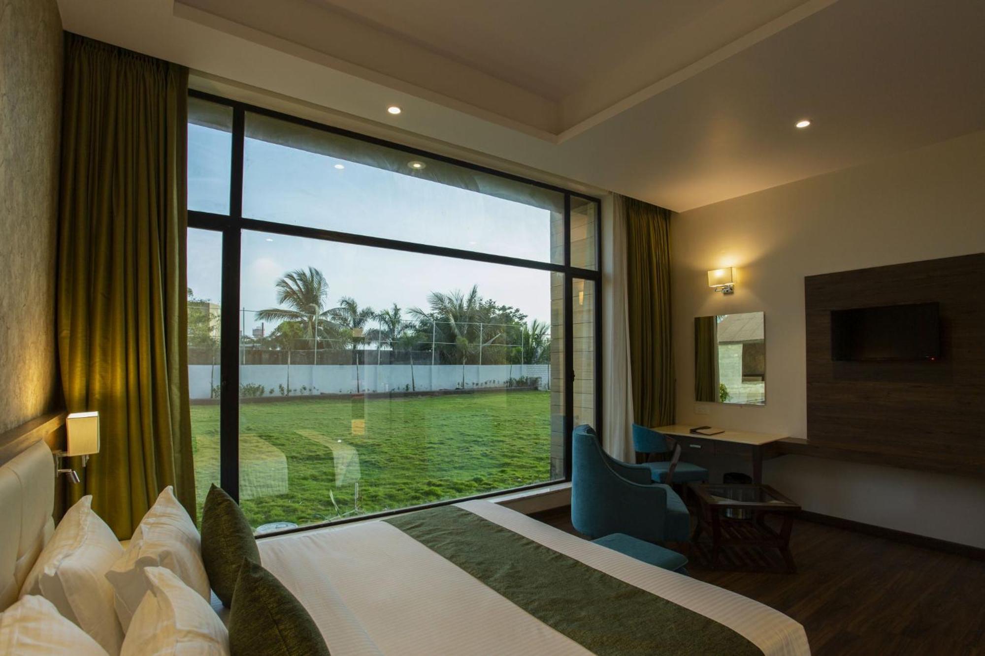 Sarovar Portico, Somnath Ngoại thất bức ảnh