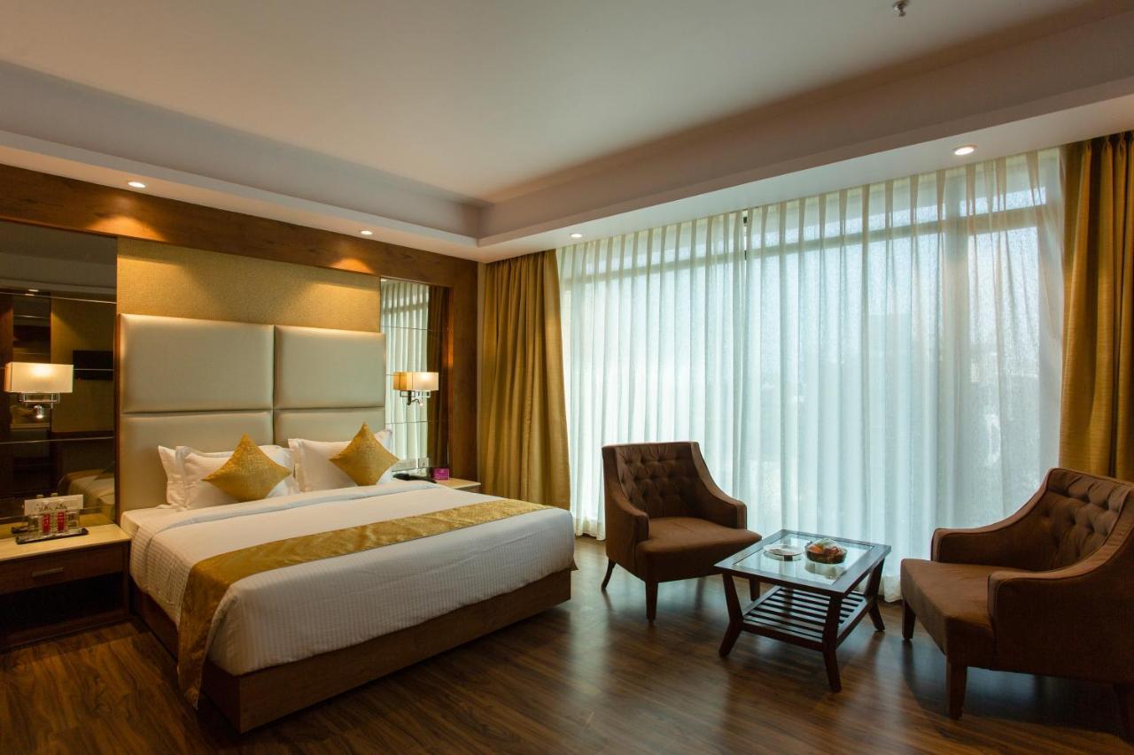 Sarovar Portico, Somnath Ngoại thất bức ảnh