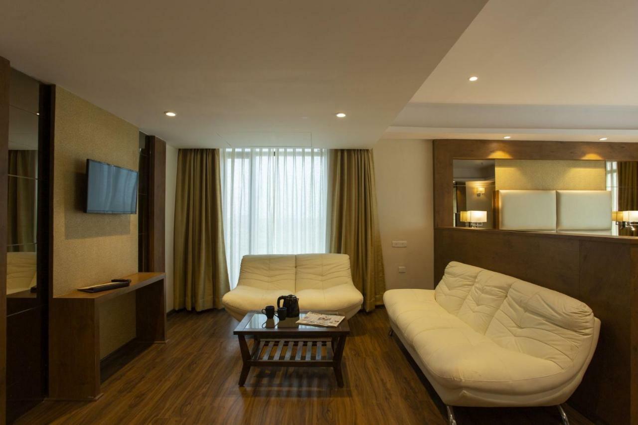 Sarovar Portico, Somnath Ngoại thất bức ảnh