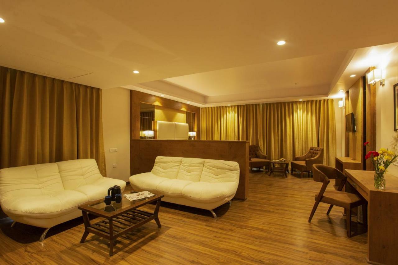 Sarovar Portico, Somnath Ngoại thất bức ảnh